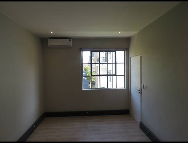 1 BEDROOM APARTMENT TO LET IN PAARDEVLEI
